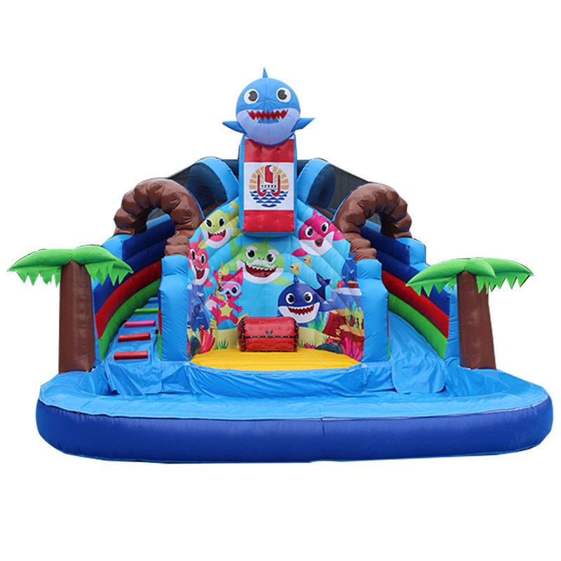 Colore personalizzato Popolare Piccolo squalo Slitta ad acqua gonfiabile con piscina