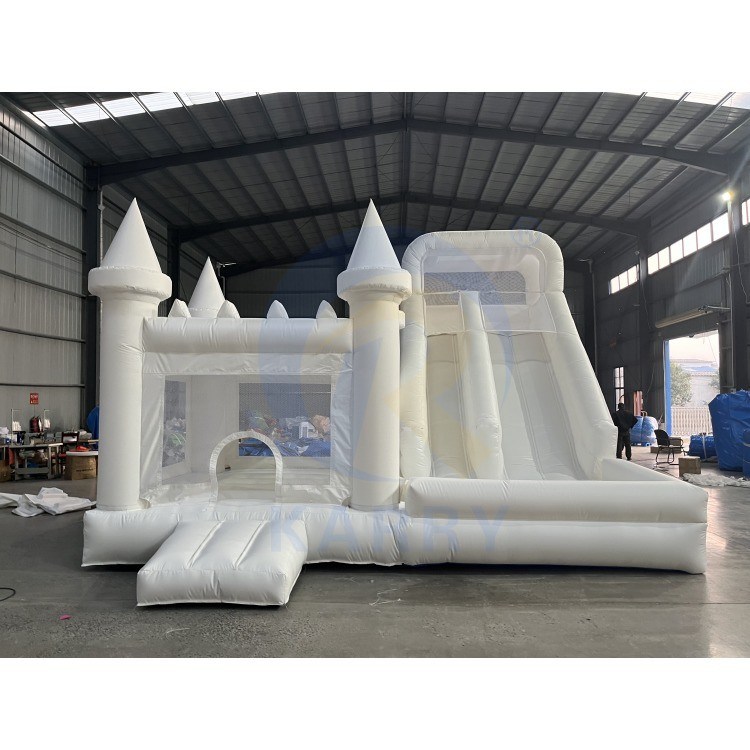 Parco giochi esterno gonfiabile per bambini Bouncer castello gonfiabile bianco per festa di nozze